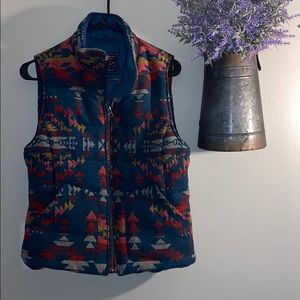AEO VEST